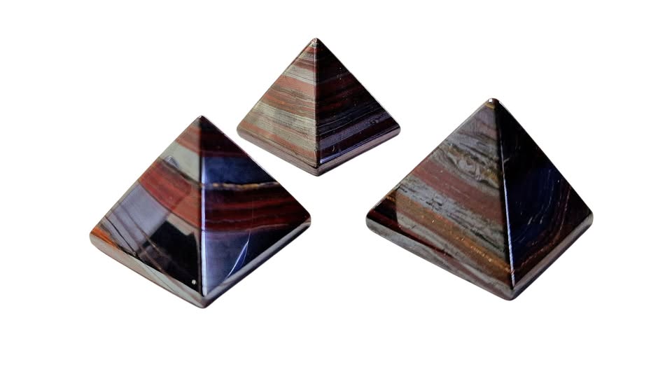 Tygří oko s hematitem pyramida vel. cca 3,5x3,5cm