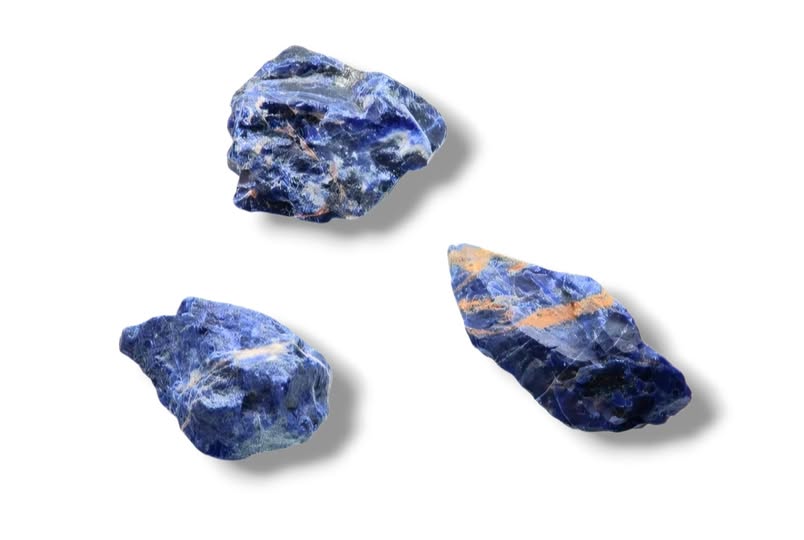 SODALIT surový  vel.cca 3-4cm