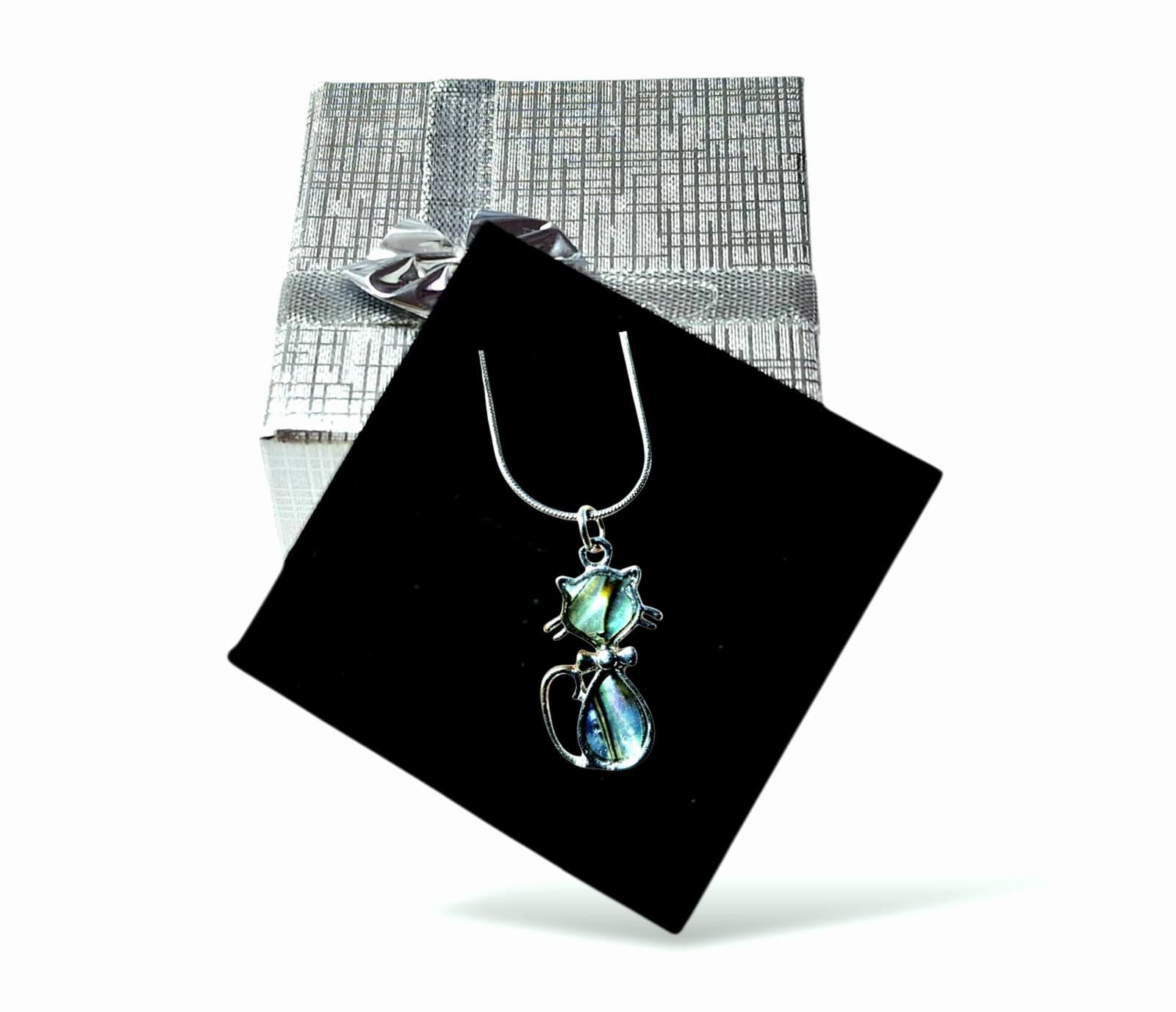 Kočička  Paua mušle + řetízek + krabička