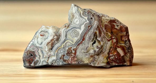 Achát krajkový , váha 0,440kg - výběrový kus