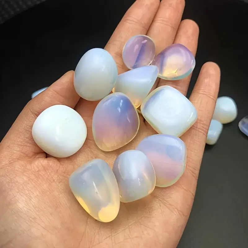 Měsíční kámen (syntetický) tromlovaný vel.M - Opalit