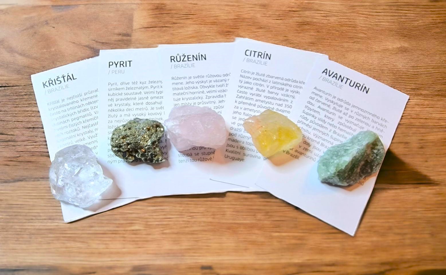 Sada přírodních minerálů 5ks s popisem 