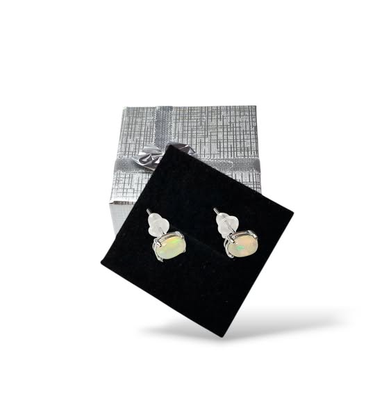 Opál naušnice ovál 