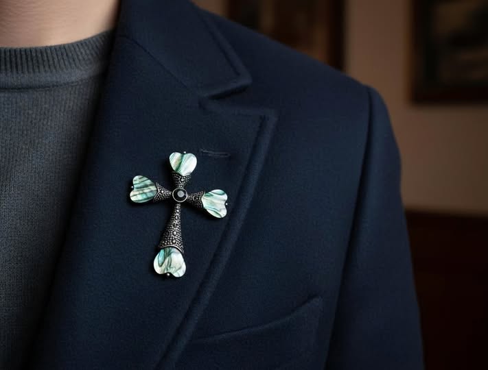 Kříž velký brož i přívěsek  s perletí Paua 