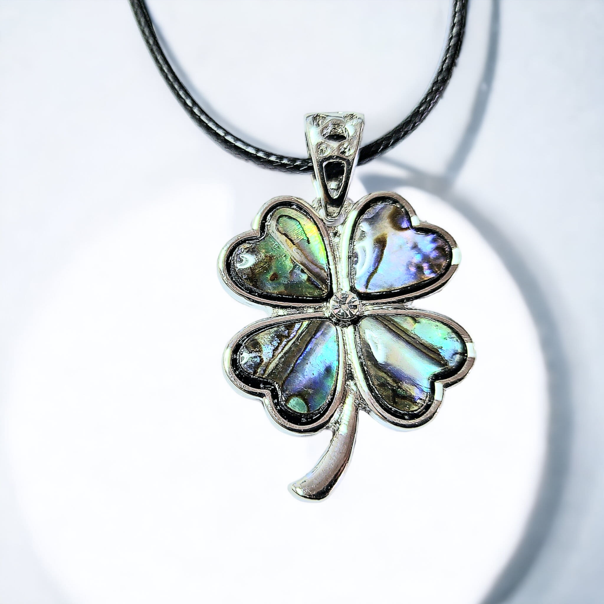 Čtyřlístek přívěsek s perletí Paua