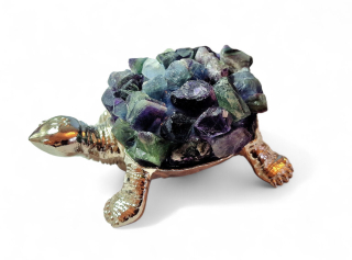 Fluorit duhový želva na kovovém podstavci