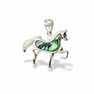 Kůň malý přívěsek s perletí Paua